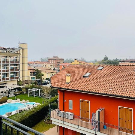 Appartamento Giallo Peschiera del Garda Exteriör bild