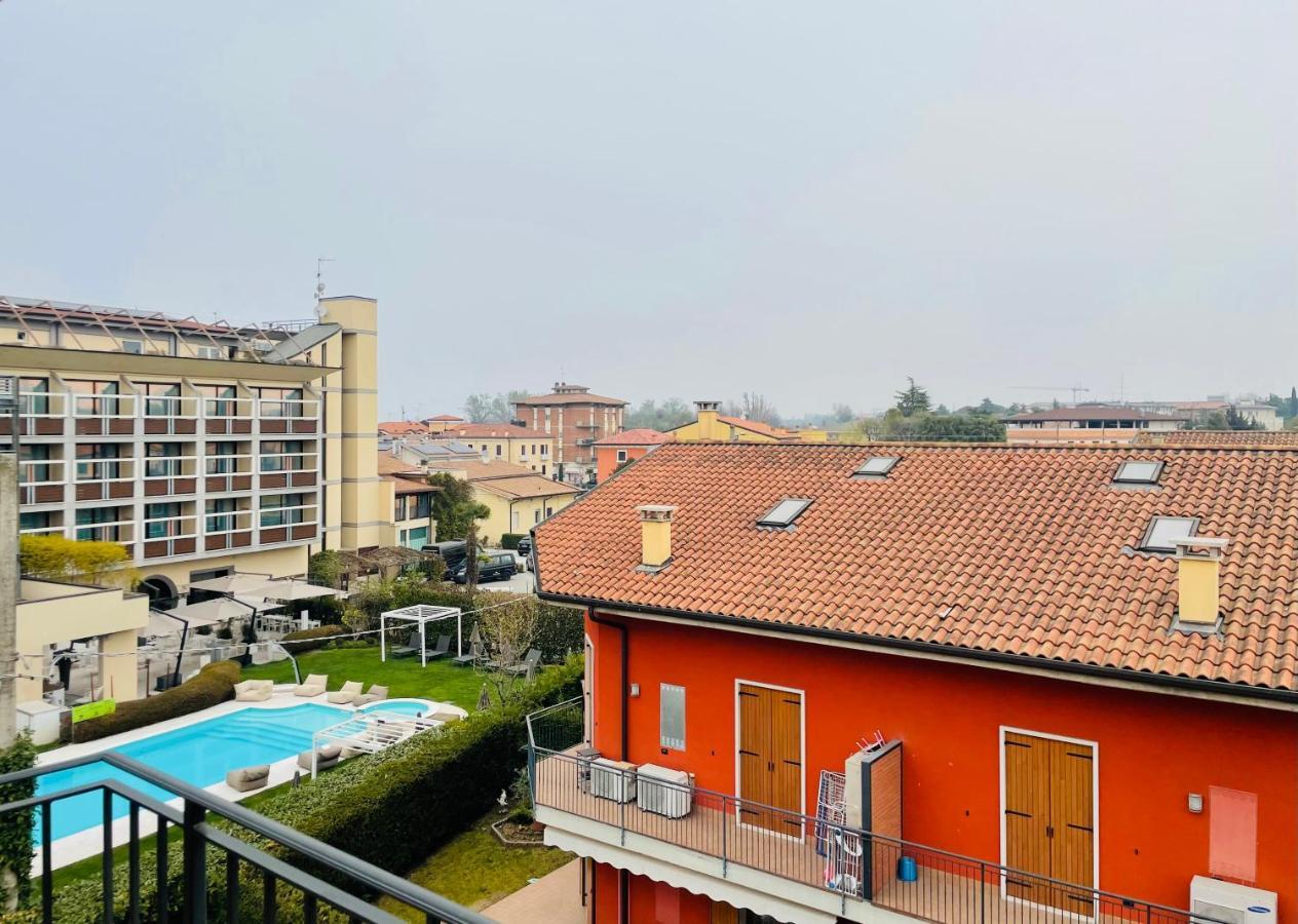 Appartamento Giallo Peschiera del Garda Exteriör bild