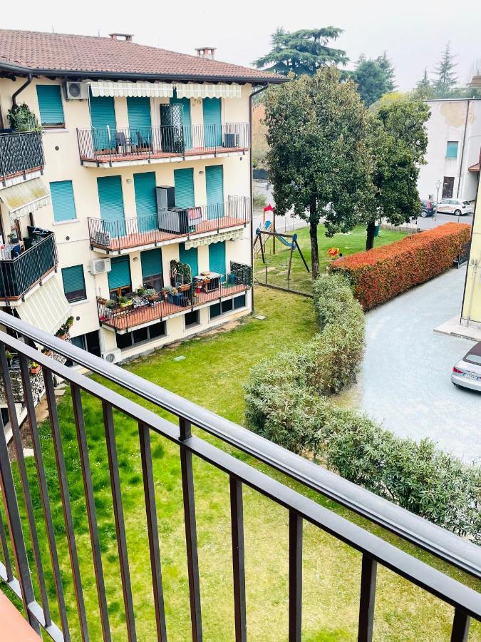 Appartamento Giallo Peschiera del Garda Exteriör bild